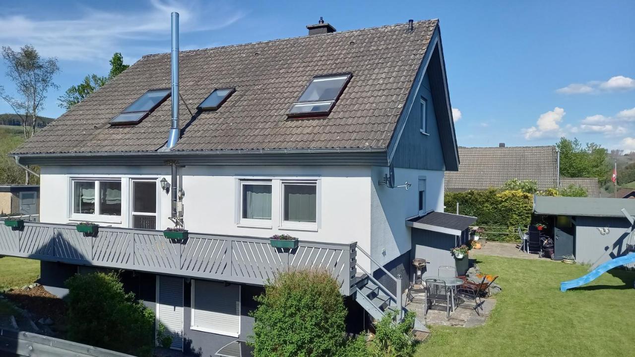 Ferienwohnung Haus Schmitt Winterberg Exterior foto